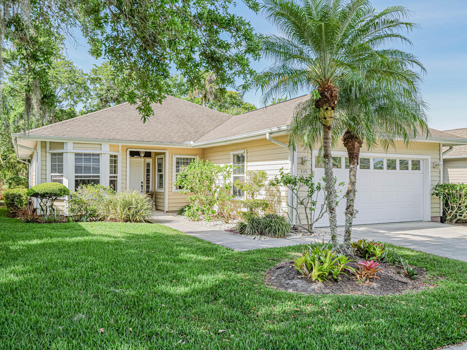 335 Hawthorne Ln in Vero Beach, FL - Building Photo