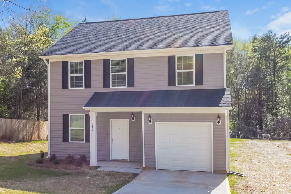 519 Granby Cir in Charlotte, NC - Foto de edificio