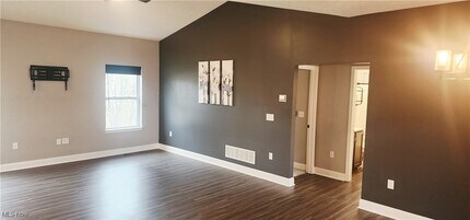 6965 Chandlersville Rd in Chandlersville, OH - Building Photo - Building Photo