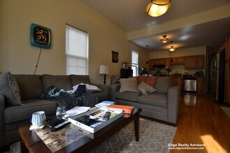 233 Boylston St, Unit 3 in Brookline, MA - Building Photo - Building Photo