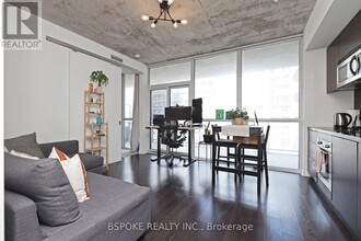 478-478 King St W in Toronto, ON - Building Photo - Building Photo