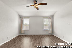 529 CYPRESS BYU in Schertz, TX - Building Photo - Building Photo