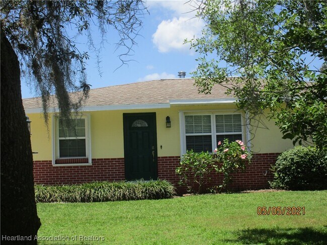 3030 Placid View Dr in Lake Placid, FL - Building Photo - Building Photo