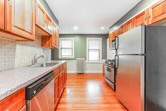 17 Hastings St in Boston, MA - Building Photo - Building Photo