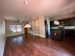 4608 Windy Brook Dr in Austin, TX - Building Photo - Building Photo