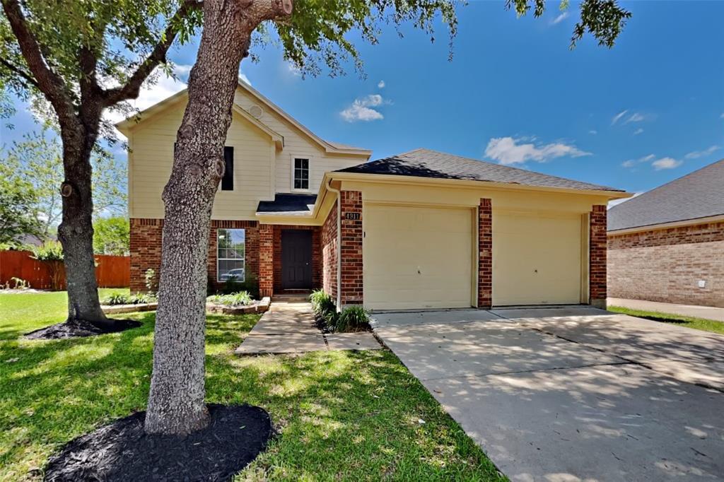 4911 Pearce Lake Ct in Richmond, TX - Foto de edificio