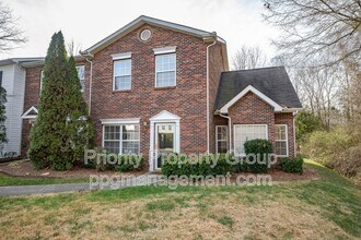 2104 Sardony Ln in Charlotte, NC - Building Photo - Building Photo