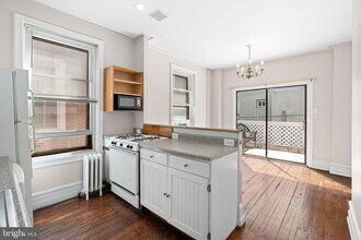 2324 Poplar St in Philadelphia, PA - Building Photo - Building Photo