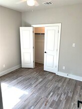 4621 Collins Ave in Dallas, TX - Foto de edificio - Building Photo