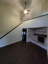 3402 Meadowville Dr in Pearland, TX - Building Photo - Building Photo