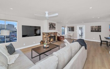 7116 E 1st Ave in Scottsdale, AZ - Building Photo - Building Photo