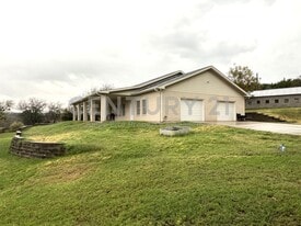 3333 Farmer Rd in Azle, TX - Building Photo