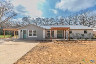 3655 Brenda Ln in Belton, TX - Building Photo