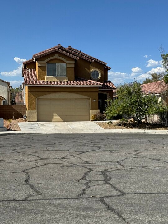 7260 Gold Find Ct in Las Vegas, NV - Building Photo