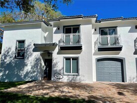 3191 Ohio St in Miami, FL - Building Photo