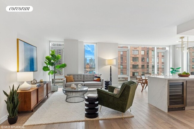 property at 505 W 43rd St