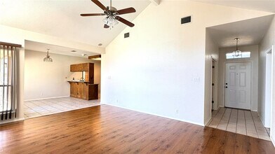 11513 Kempwood Dr in Austin, TX - Building Photo - Building Photo