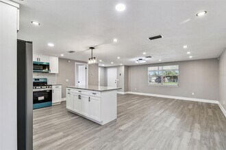 3800 Darlington Rd in Holiday, FL - Building Photo - Building Photo