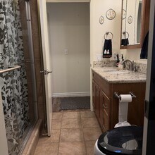 698 Country Oak Rd, Unit San Dimas Room in San Dimas, CA - Building Photo - Building Photo