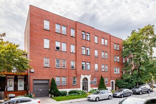 2384 Beaconsfield Av in Montréal, QC - Building Photo