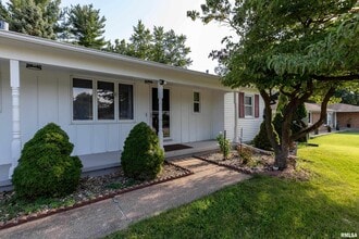 4304 36th Ave in Moline, IL - Building Photo - Building Photo