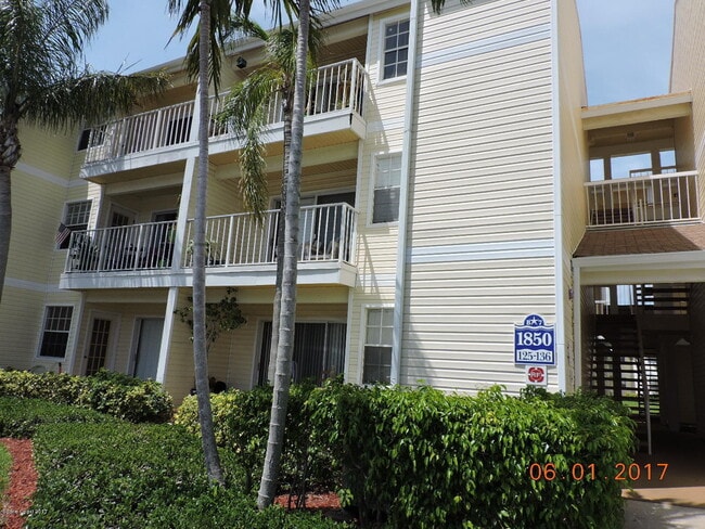 property at 1850 Charlesmont Dr