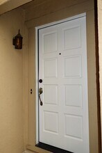 983 Hacienda Circle in Rohnert Park, CA - Foto de edificio - Building Photo