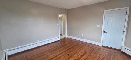 8 Power Rd in Pawtucket, RI - Building Photo - Building Photo