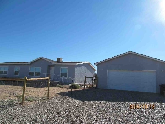 37 Rd 2393 in Aztec, NM - Building Photo