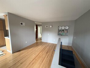 67 Central Ave in Sea Cliff, NY - Building Photo - Building Photo