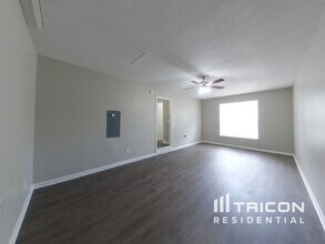 5 Cambridge Oaks Ct in Columbia, SC - Building Photo - Building Photo