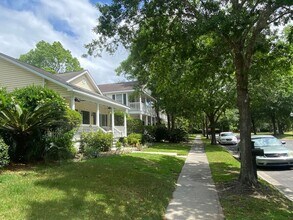 12 Barrington Ave in Bluffton, SC - Building Photo - Building Photo