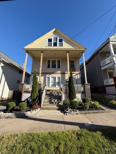 property at 1637 Neilson St