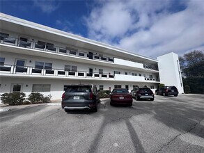 100 El Camino Dr in Winter Haven, FL - Building Photo - Building Photo