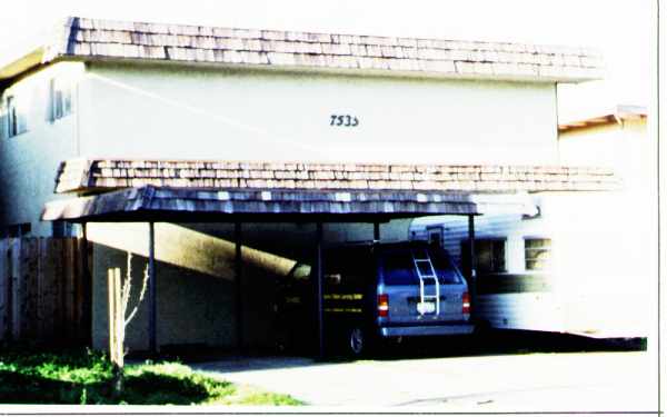 7535 Cook Ave in Citrus Heights, CA - Building Photo