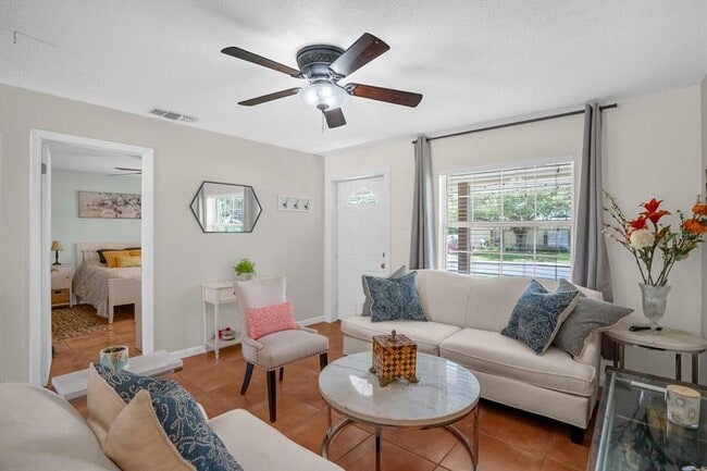 739 Seminole Ave in Longwood, FL - Building Photo - Building Photo