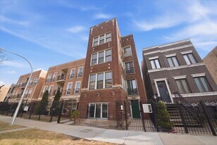 6541 S Woodlawn Ave in Chicago, IL - Building Photo