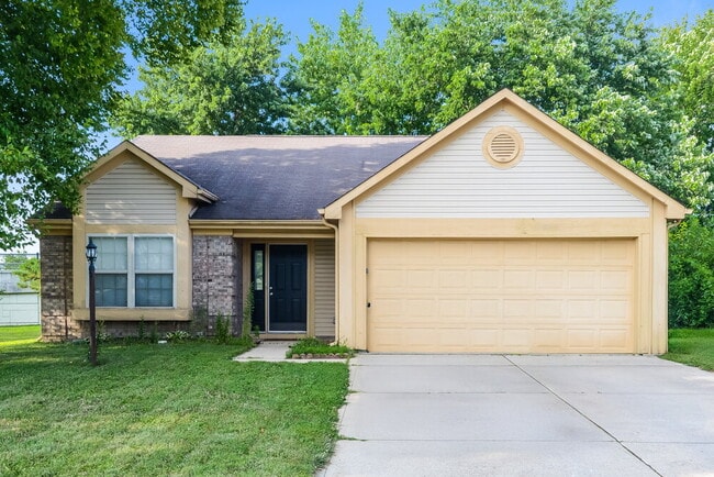 property at 2043 Glendora Dr