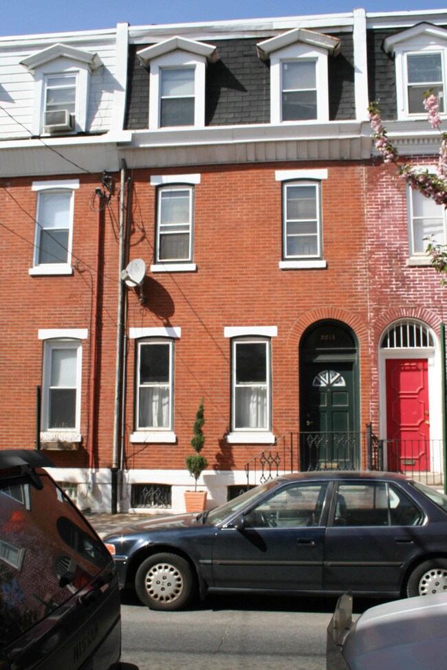 2211-2213 South St in Philadelphia, PA - Building Photo - Building Photo