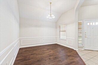 1318 Coronado Blvd in Universal City, TX - Building Photo - Building Photo