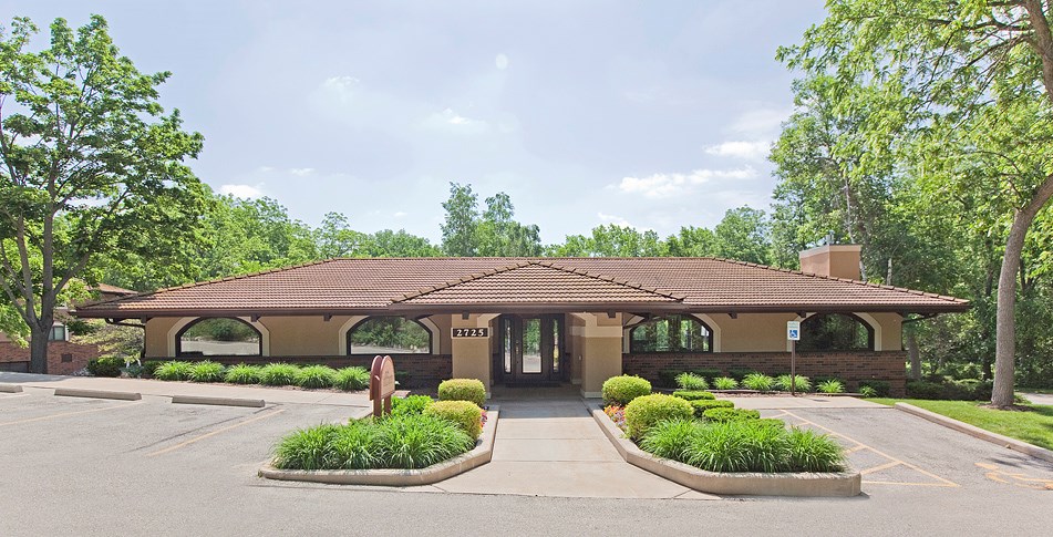 Monterey Apartments in Waukesha, WI - Building Photo