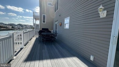 59 Weaver Dr in Stafford Township, NJ - Building Photo - Building Photo