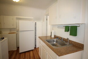 31 Allen Pl, Unit 3 in Hartford, CT - Building Photo - Building Photo