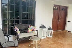 19900 SW 326th St in Homestead, FL - Building Photo