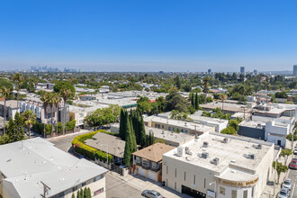 7860 Romaine St in West Hollywood, CA - Building Photo - Building Photo