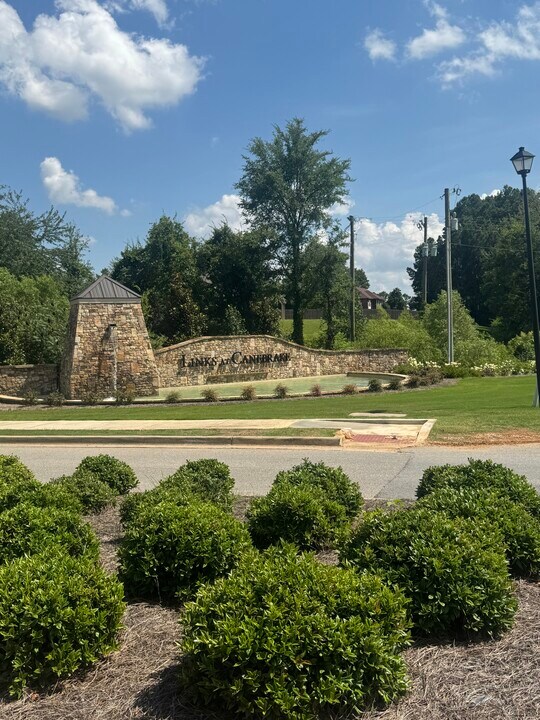 14686 London Ln in Athens, AL - Building Photo