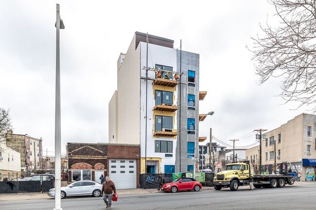 486 Market St in Newark, NJ - Building Photo - Building Photo