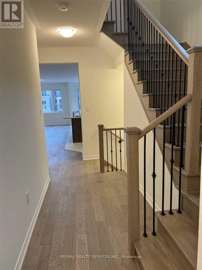 40 Spinland St in Caledon, ON - Building Photo - Building Photo