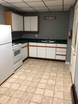 952 N Main St in Richland Center, WI - Building Photo