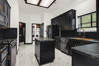 11915 Helene Ct in Pinehurst, TX - Building Photo - Building Photo